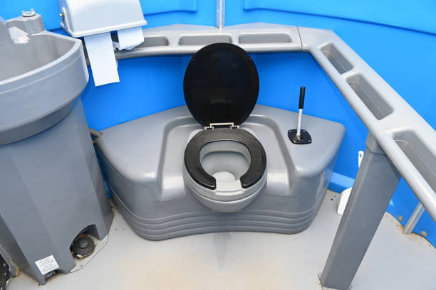 Best Porta potty delivery and setup  in Perham, MN